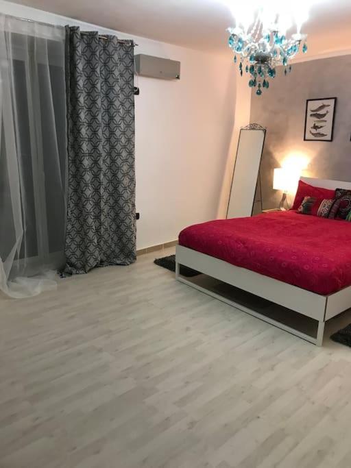 Amazing House In Spanish Quarter Appartamento